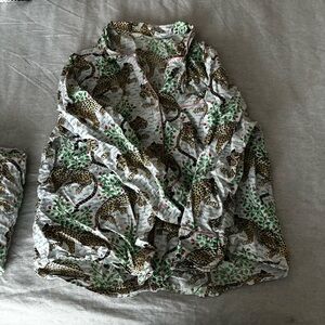 Printfresh pajama set - SMALL HOLE - see photo for damage